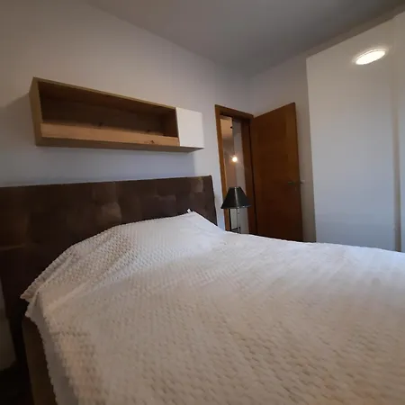 Apartment Njanja *
